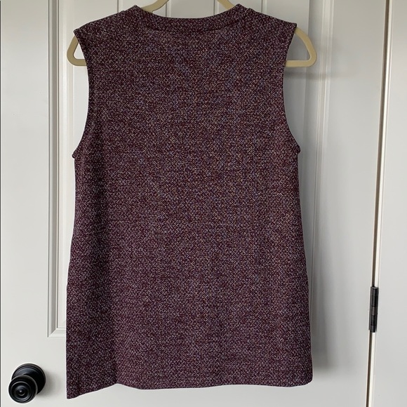 Banana Republic Sleeveless Top - Picture 3 of 3